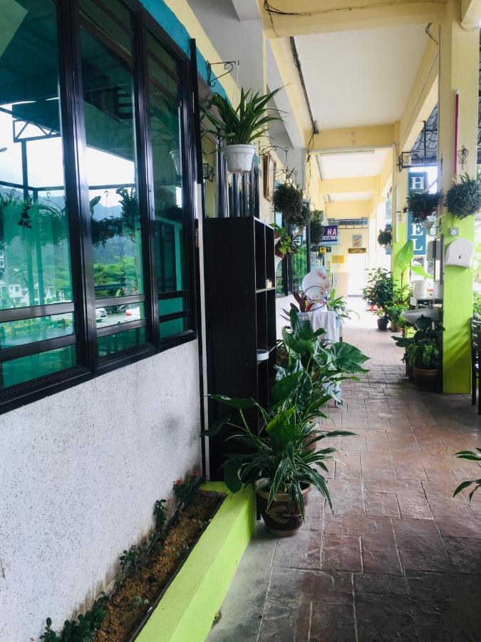 Oyo 90760 Lily Haven Hotel Tanah Rata Exterior foto